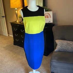 Color block with stretch.